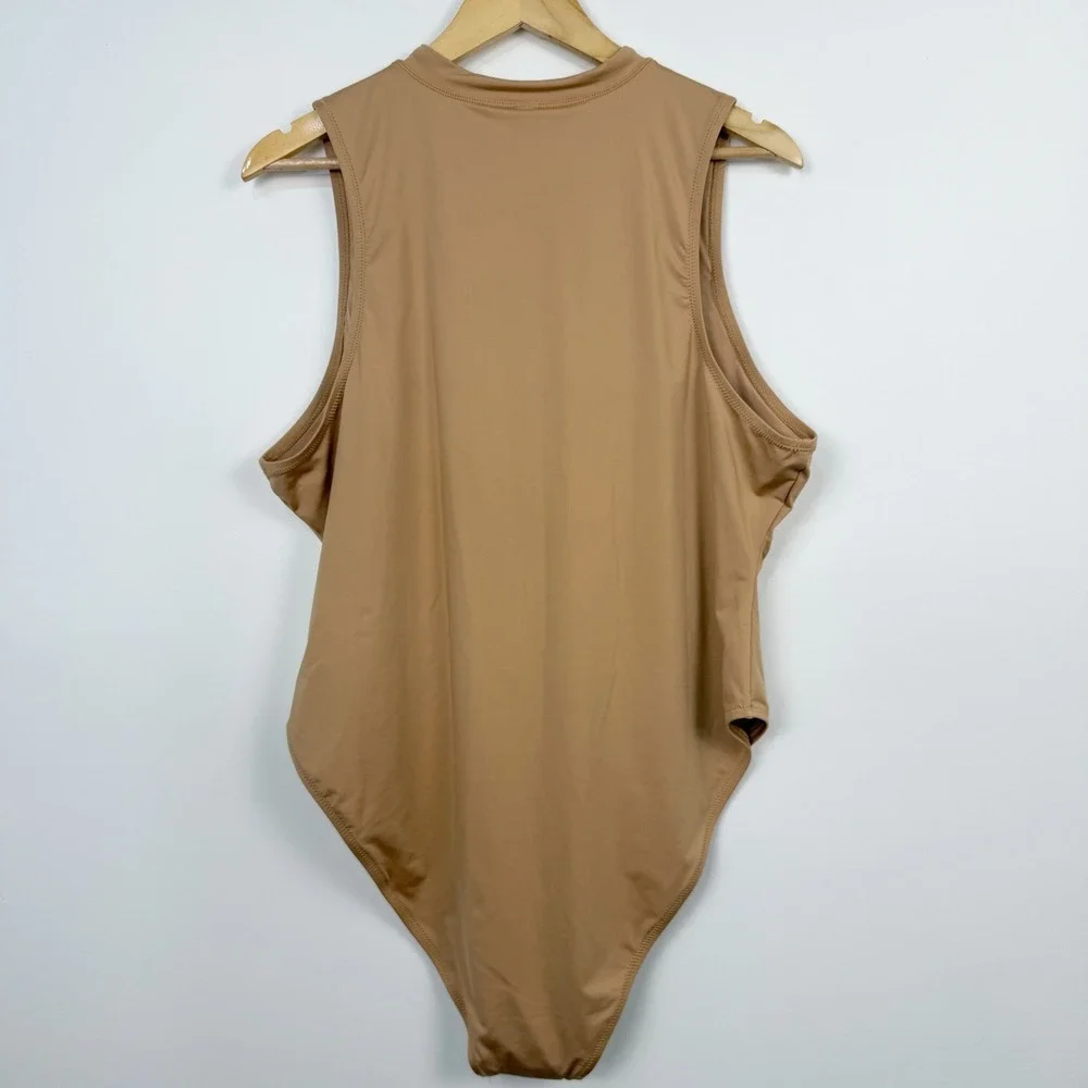 Skims Swim Zip Front One Piece Swimsuit Women 4X Almond Tan‎ NWT